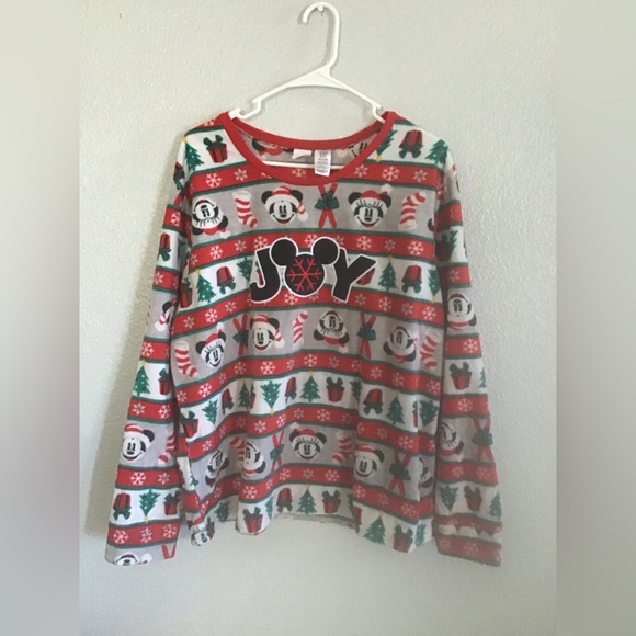 Festive Holiday Sweater - Picture 5 of 6